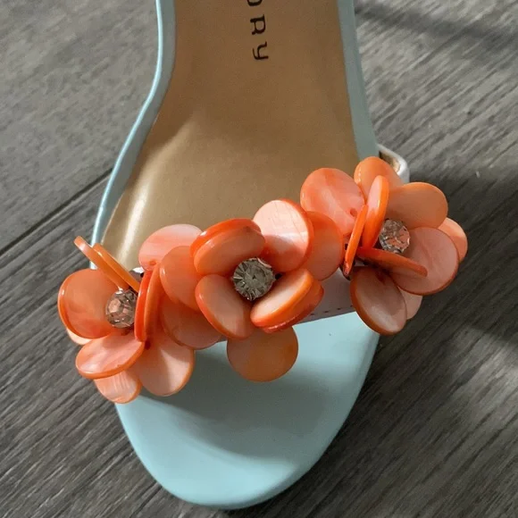 Chinese laundry sandal - Picture 4 of 4